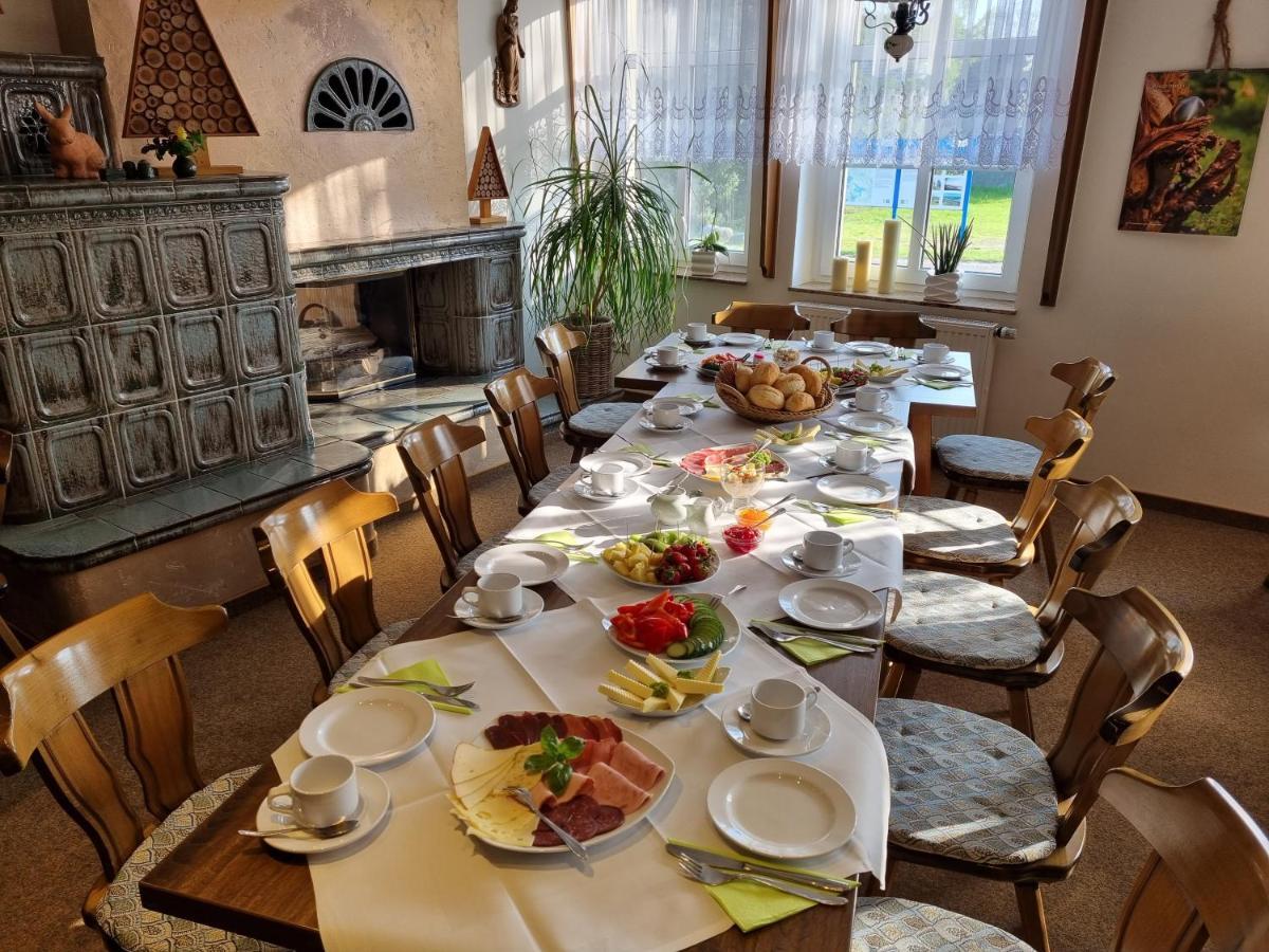 Wirtshaus & Pension "Zum Hammer" Neustadt  Extérieur photo